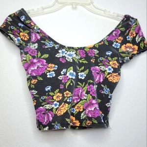 Forever 21 Crop Top Small S Open Twist and Keyhole Back Purple/Black Floral
